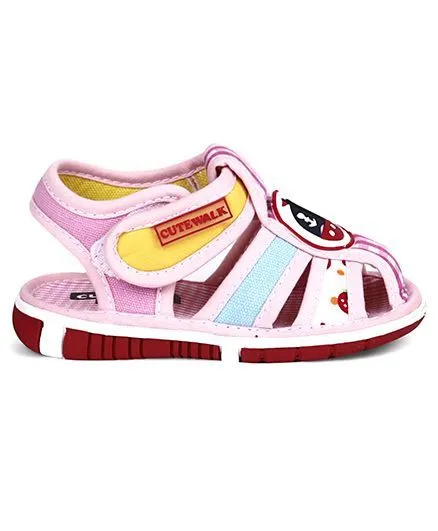 Cute Walk by Babyhug Sandals Ship Patch - Pink