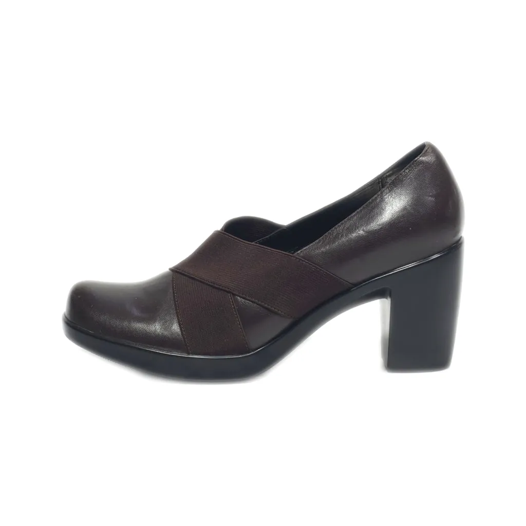 Dansko Mid-Heel Shoes Leather Brown Colour For Women