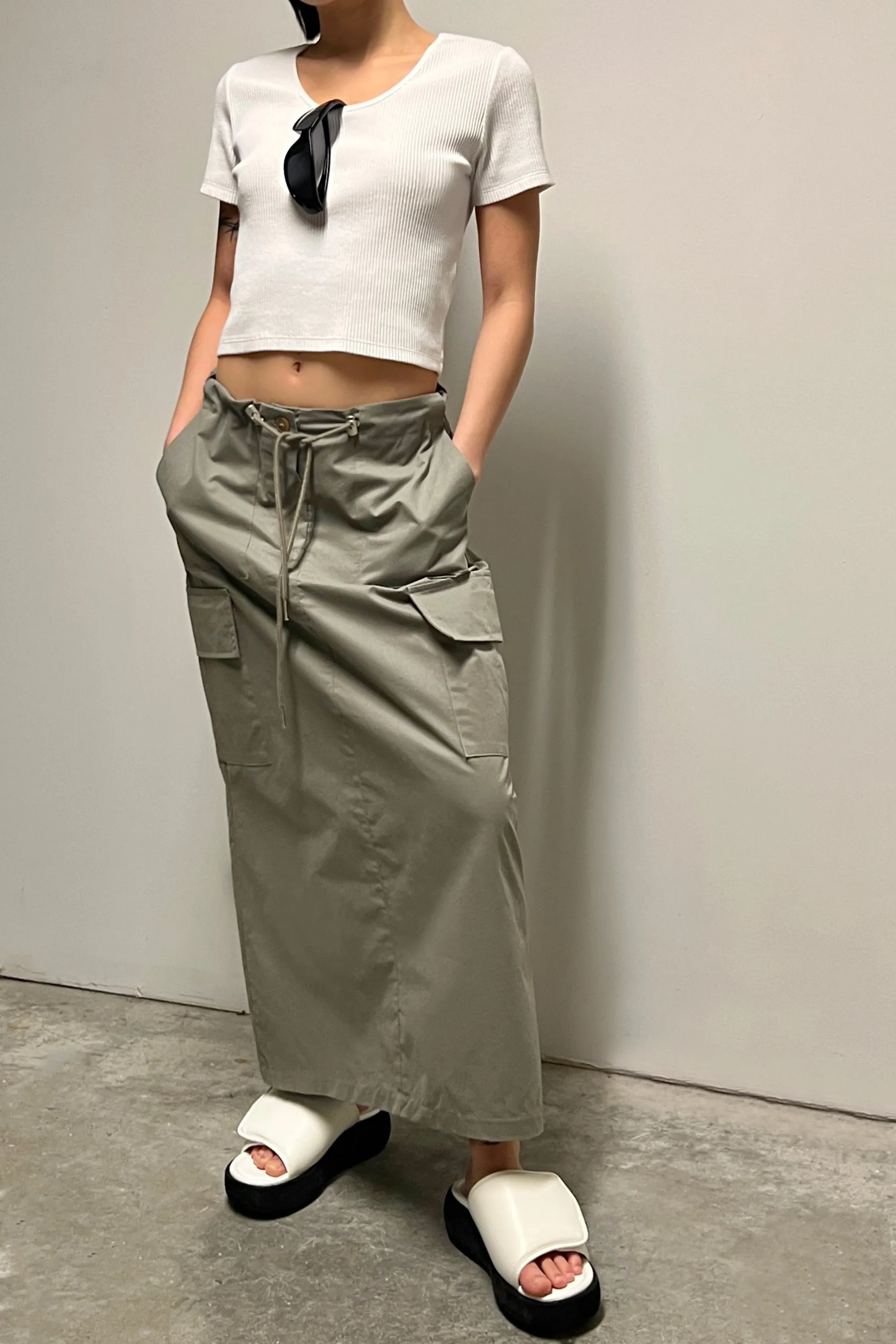 MIDI CARGO SKIRT