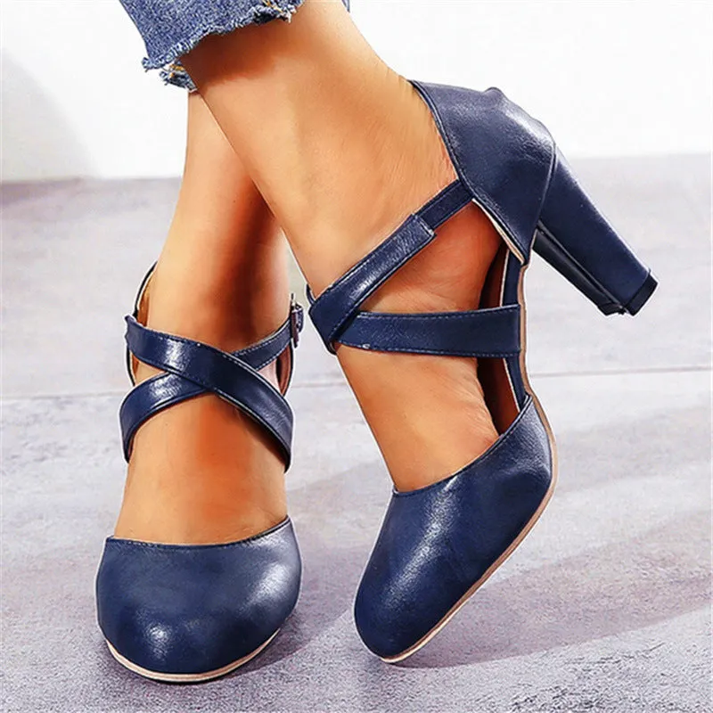 Women closed toe crisscross buckle strap chunky heels