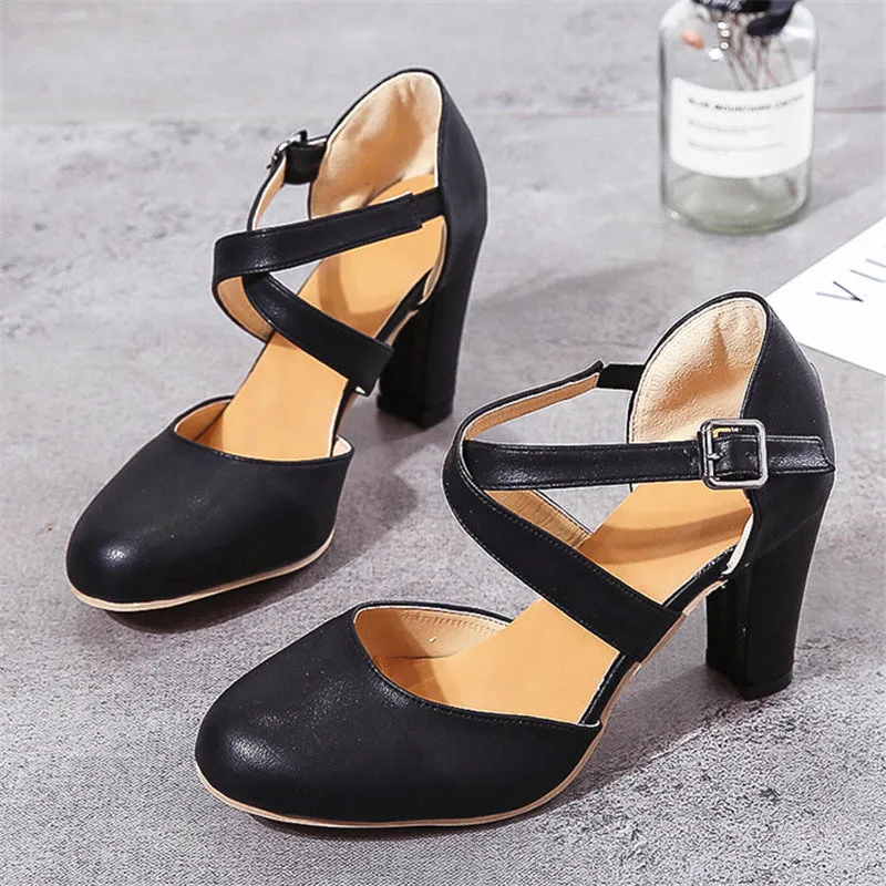 Women closed toe crisscross buckle strap chunky heels